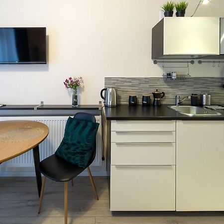 Modern Apartment In Best Location Краков Экстерьер фото