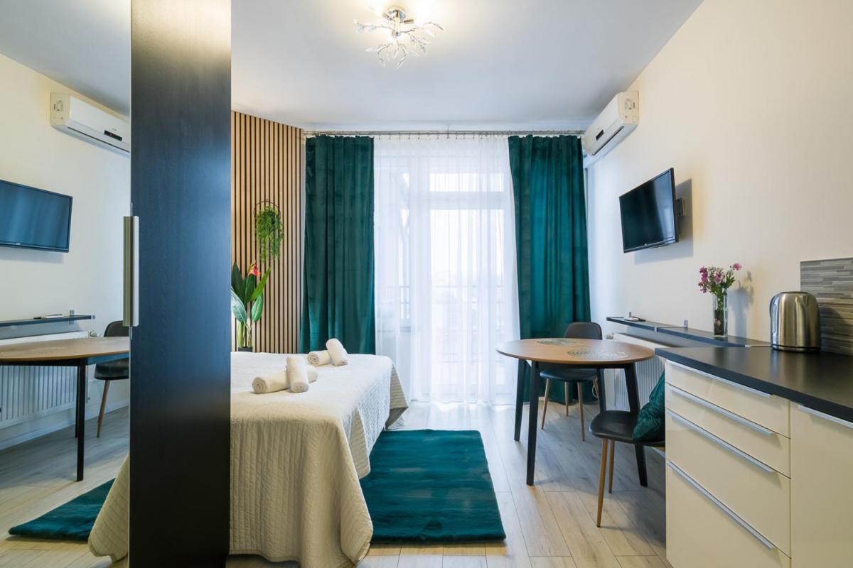 Modern Apartment In Best Location Краков Экстерьер фото